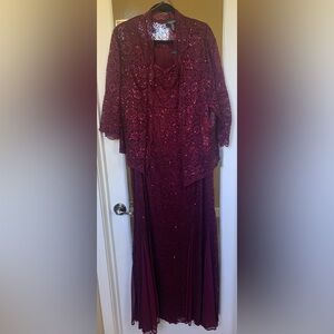 Elegant Burgundy Lace Gown with Jacket